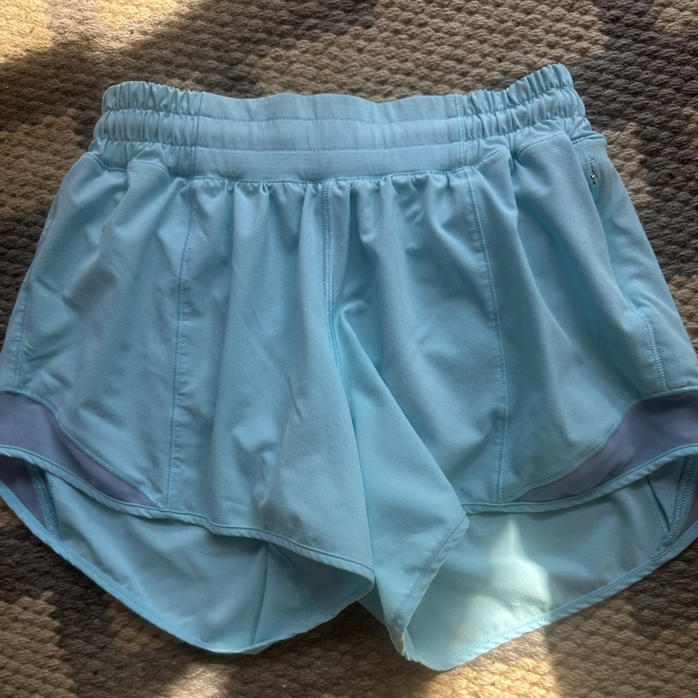 Lululemon hotty hot shorts size